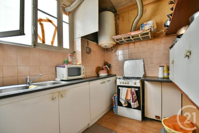 Appartement F3 à vendre - 3 pièces - 49.21 m2 - PARIS - 75010 - ILE-DE-FRANCE - Century 21 Arago - Les Gobelins Appartement F3 à vendre - 3 pièces - 49.21 m2 - PARIS - 75010 - ILE-DE-FRANCE - Century 21 Arago - Les Gobelins